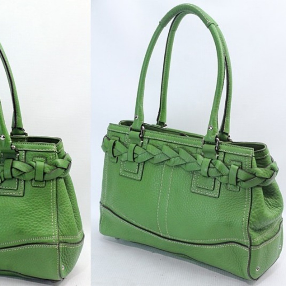 Coach Hampton Tassel Green Pebble Leather Purse - Picture 3 of 3